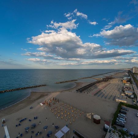 Montesilvano Marina Hotel Antagos מראה חיצוני תמונה
