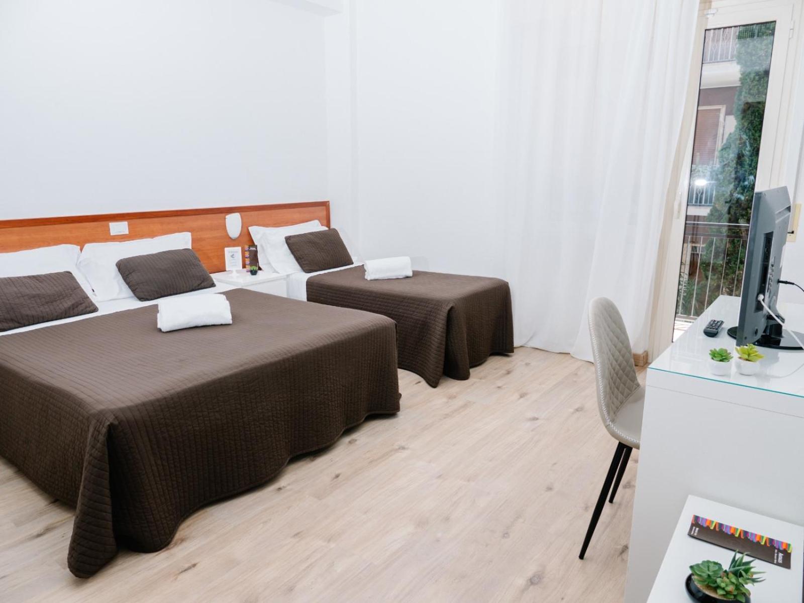 Montesilvano Marina Hotel Antagos מראה חיצוני תמונה