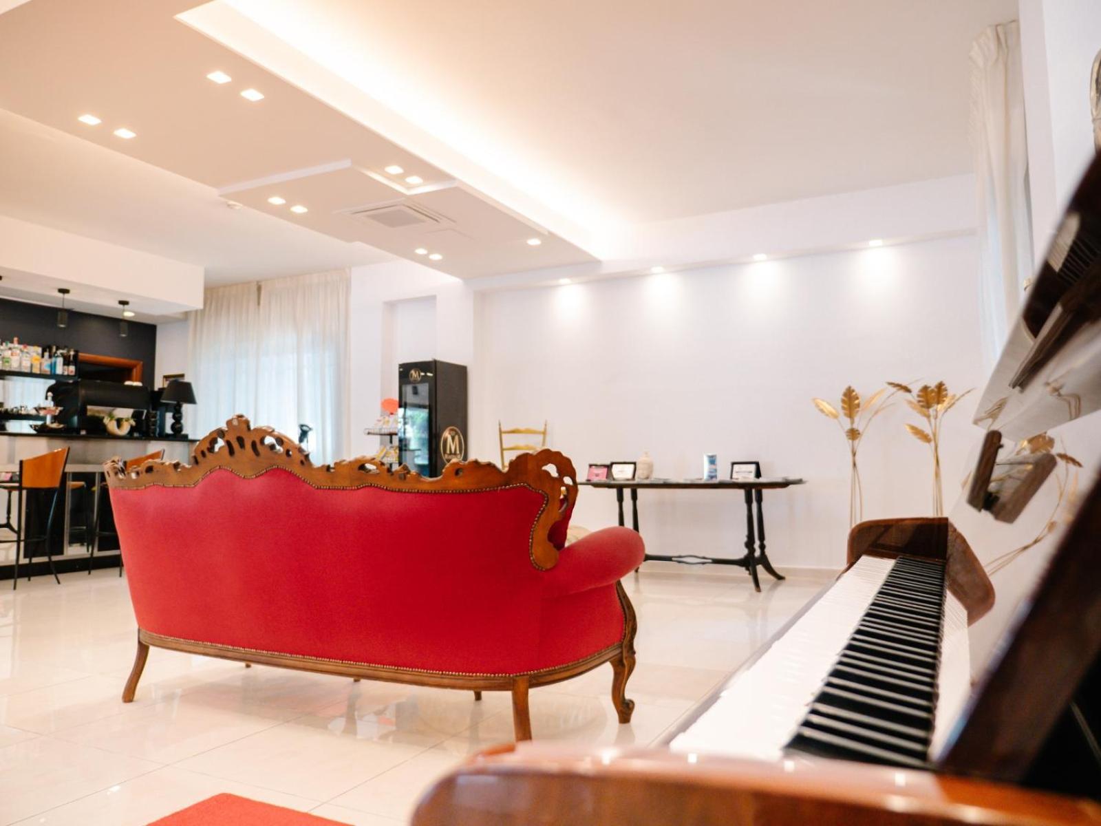 Montesilvano Marina Hotel Antagos מראה חיצוני תמונה
