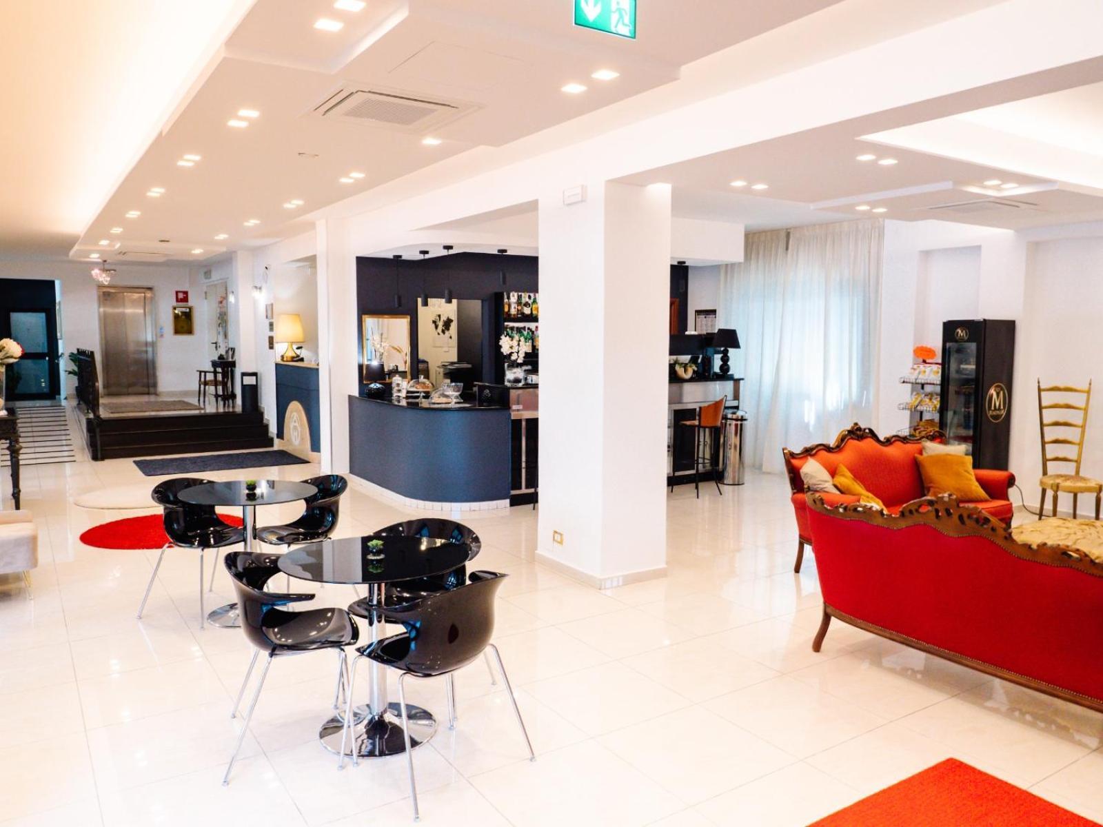 Montesilvano Marina Hotel Antagos מראה חיצוני תמונה