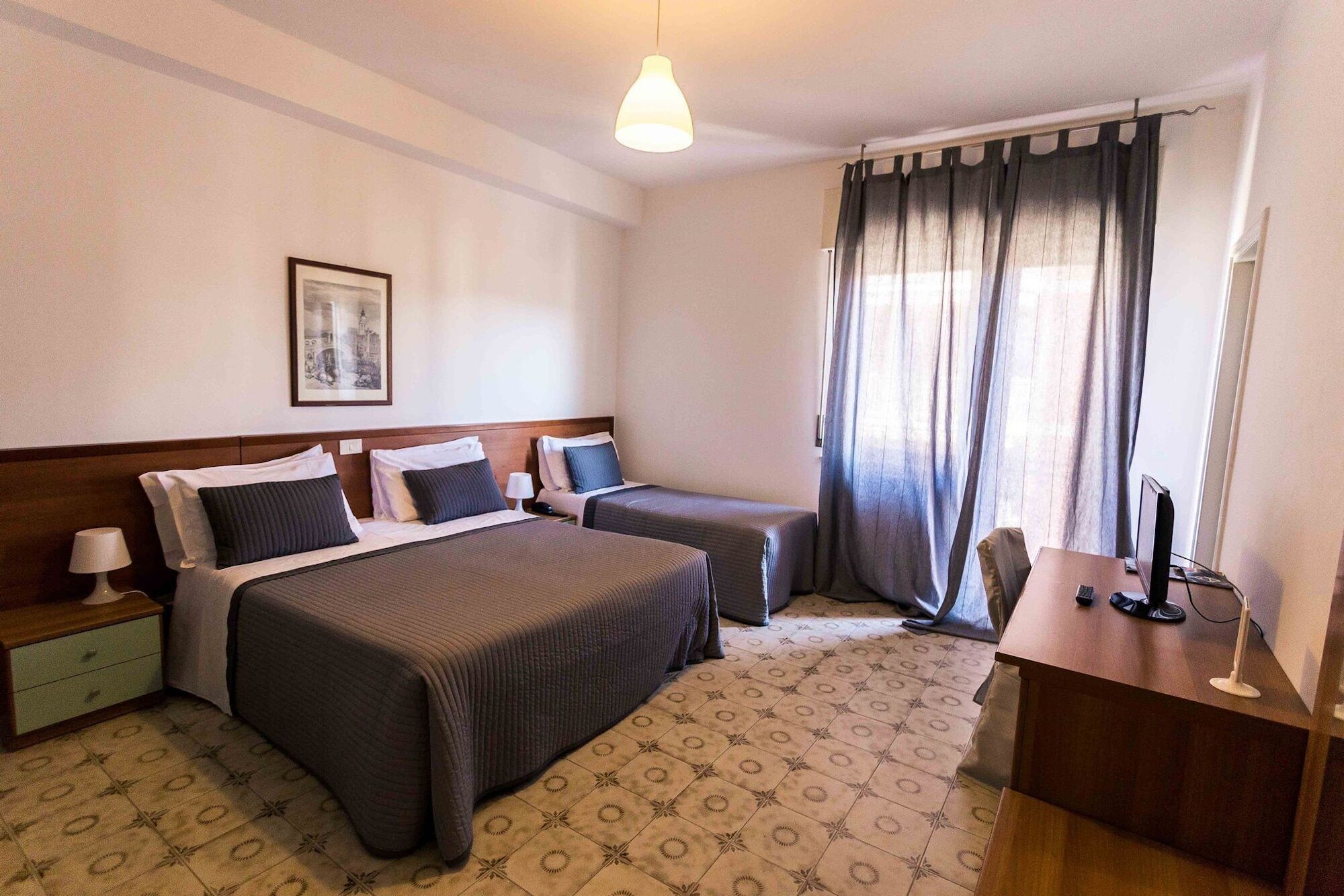 Montesilvano Marina Hotel Antagos מראה חיצוני תמונה