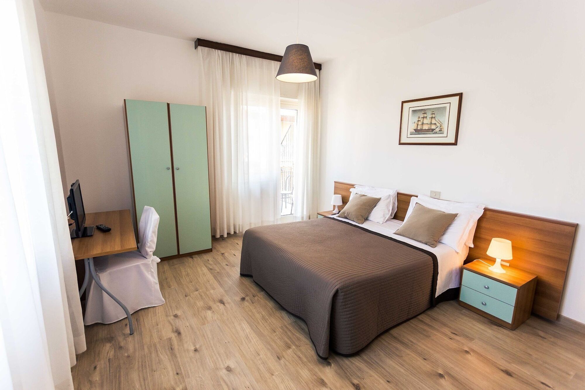 Montesilvano Marina Hotel Antagos מראה חיצוני תמונה